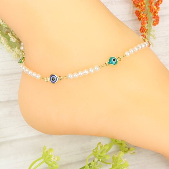 "Handmade Anklet – Elegant & Delicate Jewelry for Women | UNVRC1451 - Picture 4 of 10